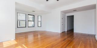 522 West Diversey Gallery 4