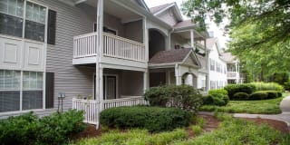 Walton Grove Gallery 16