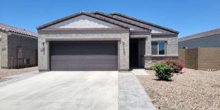 Small but very clean and convenient location! Gallery 1
