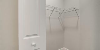 809 Agnes Avenue Gallery 21
