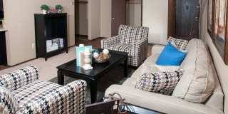 624 Huron Gallery 12