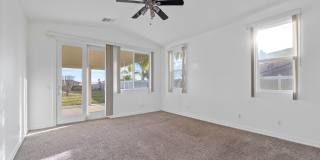 Beautiful 2-Story 5-Bedroom Chapman Heights Home! Gallery 10