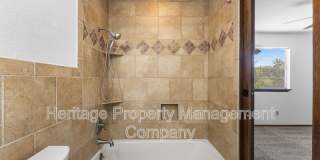 3614 Versailles Drive Gallery 36