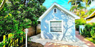 One bedroom, one bath beautiful home near Crescent Lake- move in now- 1/2 off first month rent and Deposit Gallery 1