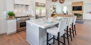 Newer Construction in Manhattan Beach Hill Section Gallery 21
