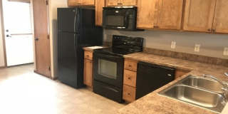 Coming Soon - 2 Bed/1.5 Bath Townhome For Rent!! Coming Soon - 2 Bed/1.5 Bath Townhome For Rent!! Gallery 3
