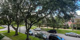 2064 HERSCHEL Street Gallery 21