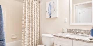 North Beach on Kernan Apartments Gallery 6