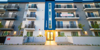 Live the Vibe – Modern Comfort in the Heart of North Hollywood - Now Leasing! Gallery 11