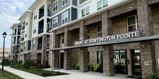 Avant at Huntington Pointe Gallery 111