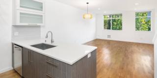 209 13th Avenue EastUnit B Gallery 8
