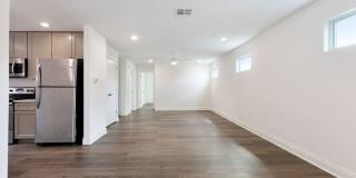2239 Saint Andrew Street Gallery 9