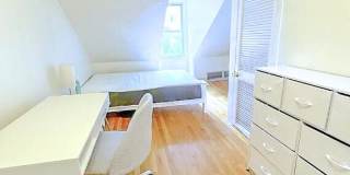 216 Freeman St. Gallery 8