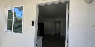 1114 3/4 W. 55th St. 1114 3/4 W. 55th St. Gallery 1