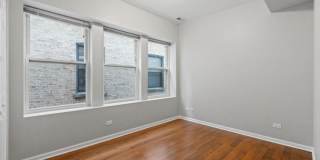 7717 N Marshfield Gallery 10