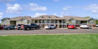 Savannah House of Guthrie - Senior Housing Gallery 9