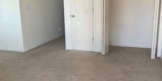 2 Bedroom 1 Bathroom Unit in 8 Plex * Flexible Lease Terms - 3 months, 6 months or Year Lease Options Gallery 1