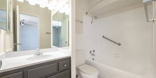 The Landmark Gallery 29