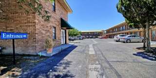 ONLY $895 ****Rarely Available **** All Utilities Included**** ONLY $895 ****Rarely Available **** All Utilities Included**** Gallery 16