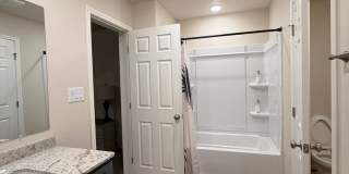 Brand New Home in Shenandoah! Gallery 16