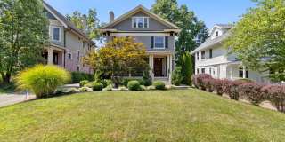 OAKLEY - Stunning executive tudor OAKLEY - Stunning executive tudor Gallery 1