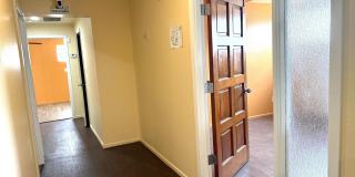 2101 W BETHANY HOME Road Gallery 12