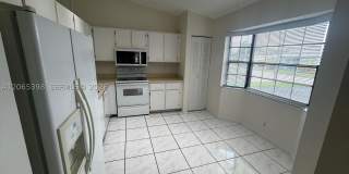 8848 NW 76th Ct Gallery 2