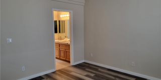2105 E Crystal Drive Gallery 7