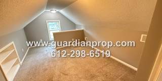 Blaine House on Large Corner Lot, Updated Kitchen & Baths, Family Room, Private Deck Area Gallery 11