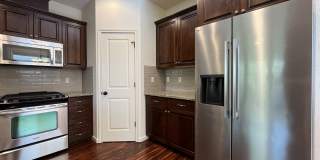 3BD/3BA Bethany Home with Vaulted Ceilings, Stainless Appliances & Gas Fireplace Gallery 13