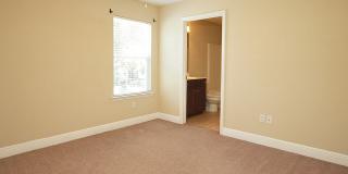 Hamptons on High – 4 Bedroom / 4 Bathroom Student Townhome Near FSU & TSC! Gallery 58