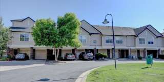 Beautiful 2bed/2bath/1car garage in Louisville! Gallery 1