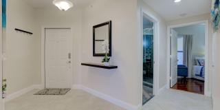 500 Uno Lago Drive Gallery 40