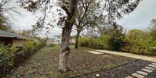 2239 Burnet St Gallery 28