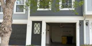 **Newly Upgraded Townhome** Gallery 3