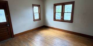 1336 S 25th Ave - 4 Bed/2 Bath in Columbus Park | Hardwood Floors, Full Appliance Package, Detached Garage 1336 S 25th Ave - 4 Bed/2 Bath in Columbus Park | Hardwood Floors, Full Appliance Package, Detached Garage Gallery 14