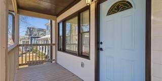 698 Garibaldi Street SW Gallery 2