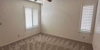 Adorable 2 bedroom 2 bathroom with 1 car garage attached Gallery 22