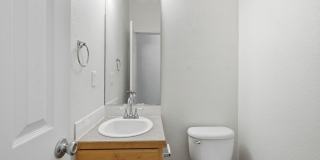 Beautiful 3 bed 2.5 Bath Home in East Loveland, CO! Gallery 15