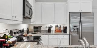 Unfurnished Annual Rental Gallery 13
