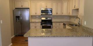 Gorgeous 3BR, Single Family Home IN EAST ROCK! PARKING! LAUNDRY! Gallery 1