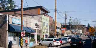 Multnomah Village Gallery 32