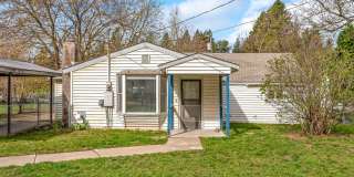 Central CDA rancher 2 bed 1 bath with 2 car detached shop Gallery 4