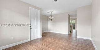 1049 NE 42nd Pl Gallery 7