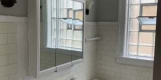 7377 North Damen Ave - J2 Gallery 6