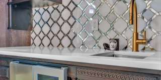 65 E River Road Gallery 21