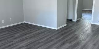 1700 West McIntyre Street - 1700-13 Gallery 1