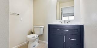 Charming 2BR/2BA Ground Floor Townhouse in Westminster Gallery 15