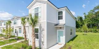 215 ELMHURST Lane Gallery 1