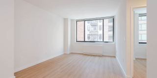 180 Montague Gallery 28